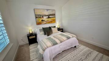 4 Schlafzimmer, Schreibtisch, Reisekinderbett, kostenloses WLAN