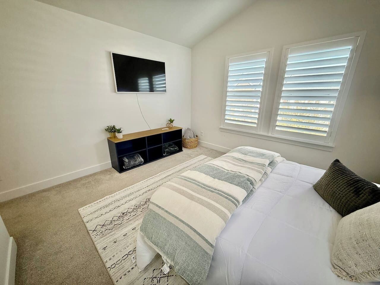 4 Schlafzimmer, Schreibtisch, Bügeleisen/Bügelbrett, Reisekinderbett