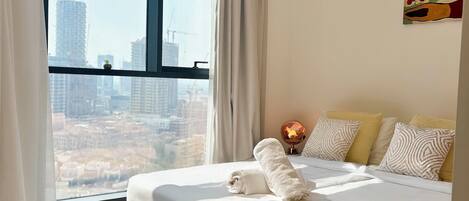 2 bedrooms, iron/ironing board, Internet, bed sheets