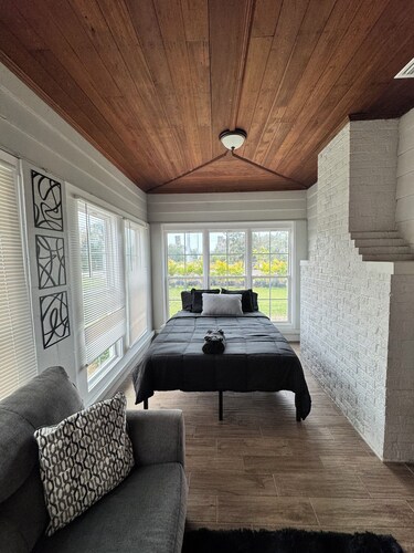 Delightful studio with AC in Land O' Lakes