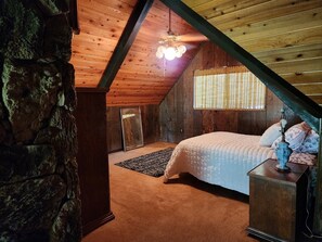 3 bedrooms, iron/ironing board, WiFi, bed sheets - Charming 3-bedroom country house with AC and fitness room in Shingletown (Shingletown)