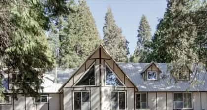 Charming 3-bedroom country house with AC in Shingletown