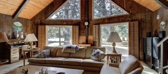 Charming 3-bedroom country house with AC and fitness room in Shingletown