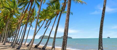 In Strandnähe, Liegestühle