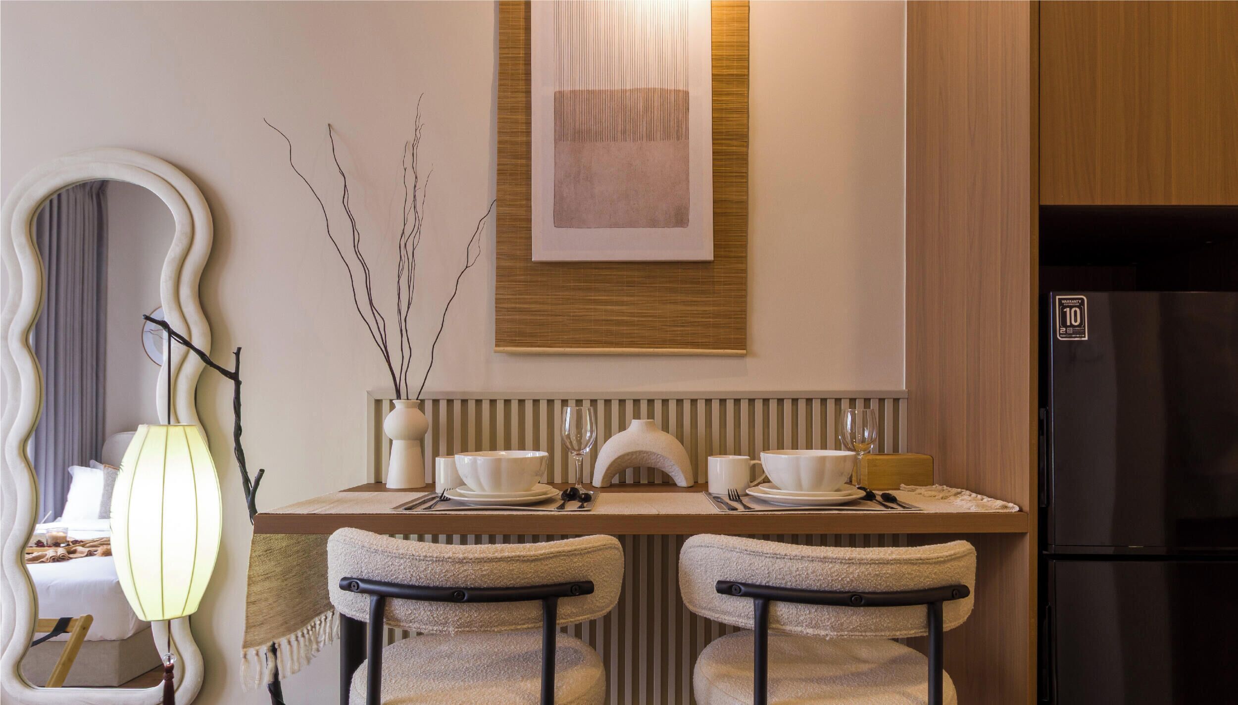 Studio | In-room dining