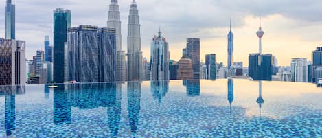 Kolam renang outdoor