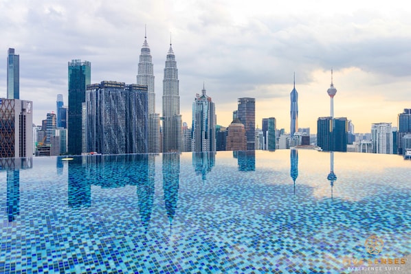 Outdoor pool - Armani Residence Kuala Lumpur (Kuala Lumpur)