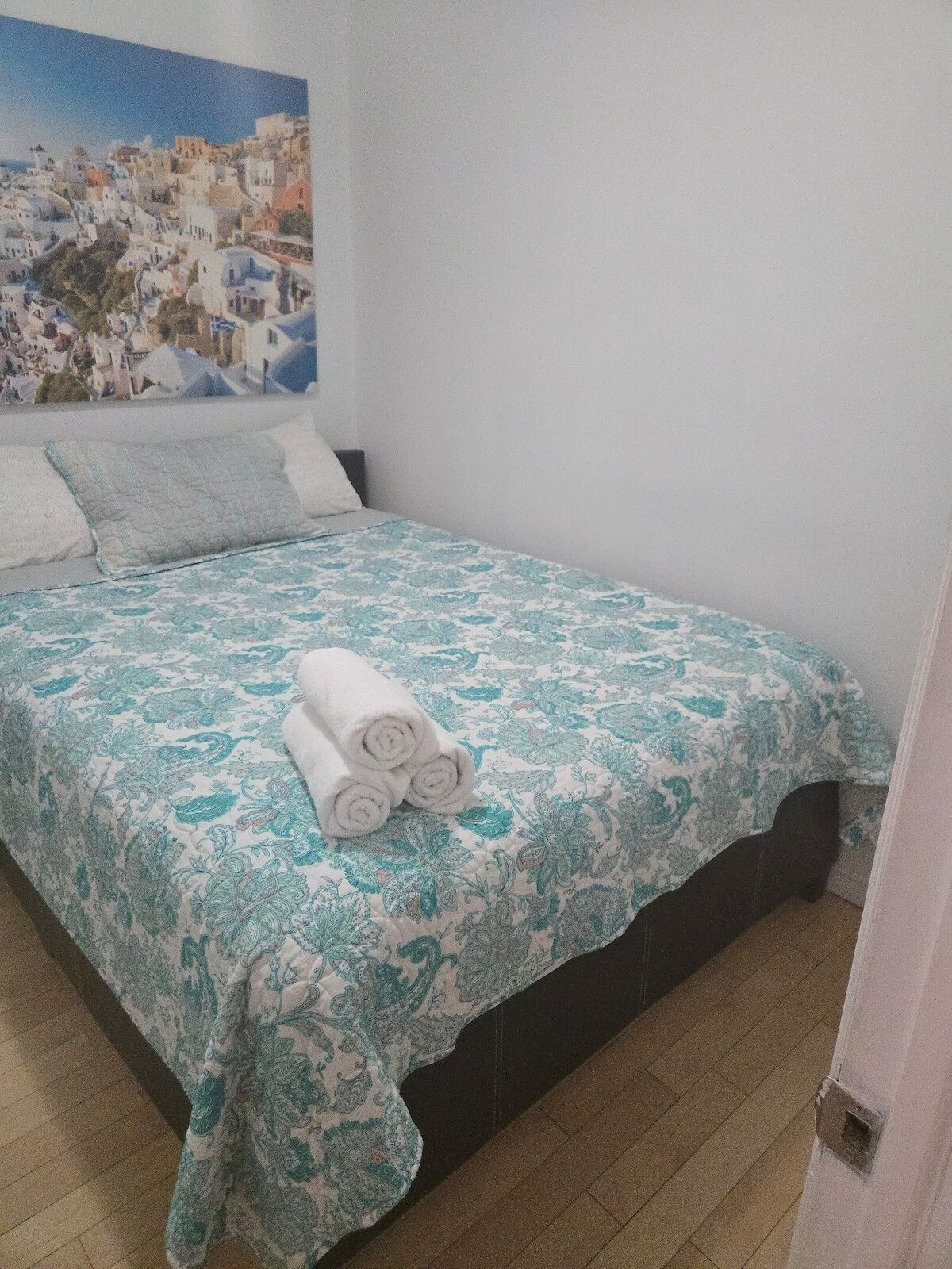 1 quarto, ferros/tábuas de passar roupa, acesso à internet