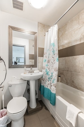 Assecador de cabells i tovalloles