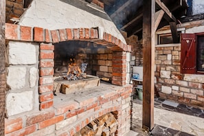 Property grounds - Nature Lodge With Sauna and Hot Tub, Varaždin-Tužno, Croatia (Varaždin-Tužno)