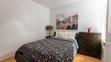 Planxa i posts de planxar, Internet i roba de llit