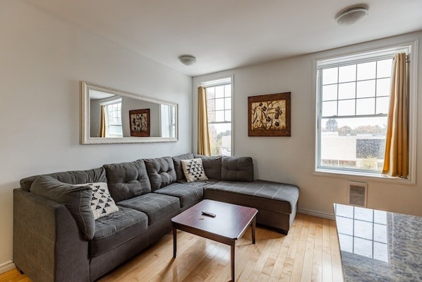 Televisor i llar de foc