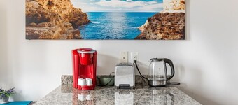 Lovely App Downtown Ottawa 38D