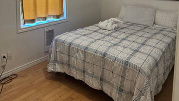 Planxa i posts de planxar, Internet i roba de llit