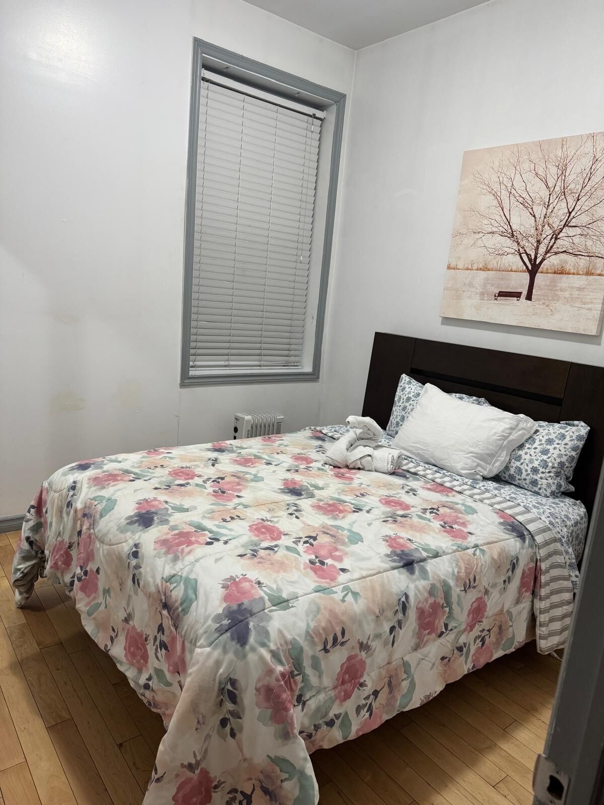 1 quarto, ferros/tábuas de passar roupa, acesso à internet