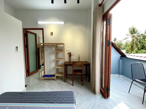 Deluxe-rum - balkong - utsikt mot trädgården | Rumsbekvämlighet