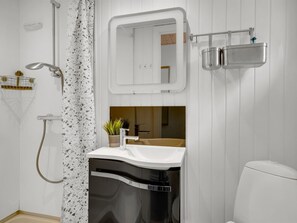 Bathroom - "Epiphania" - 100m to the fjord by Interhome (Vestervig)