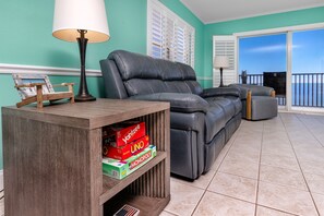 Smart TV, books, computer monitors - Madeira Gulf Front Condo Ocean Views (Madeira Beach)