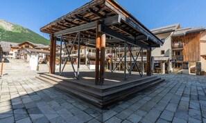 Exterior - Apartment in Bois Mean With Heated Pool (Les Orres)