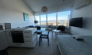 Room - Studio for 2 People (Le Grau-Du-Roi)
