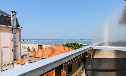 Arcachon - Thiers Jetty: THE Beach AT THE Foot OF THE Residence!