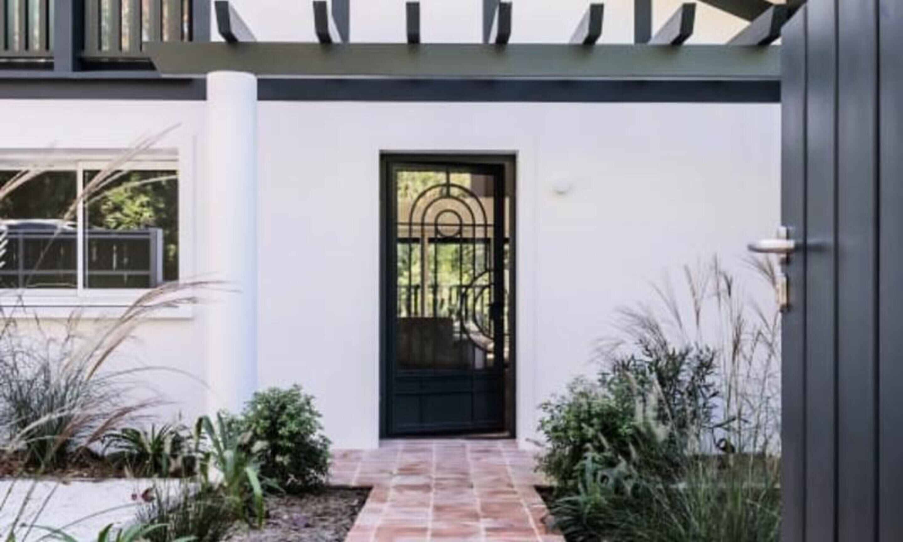 Perincian bahagian luar