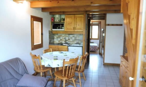 Interior - Apartment in Praz-sur-arly Near Ski Slopes (Crest-Voland)