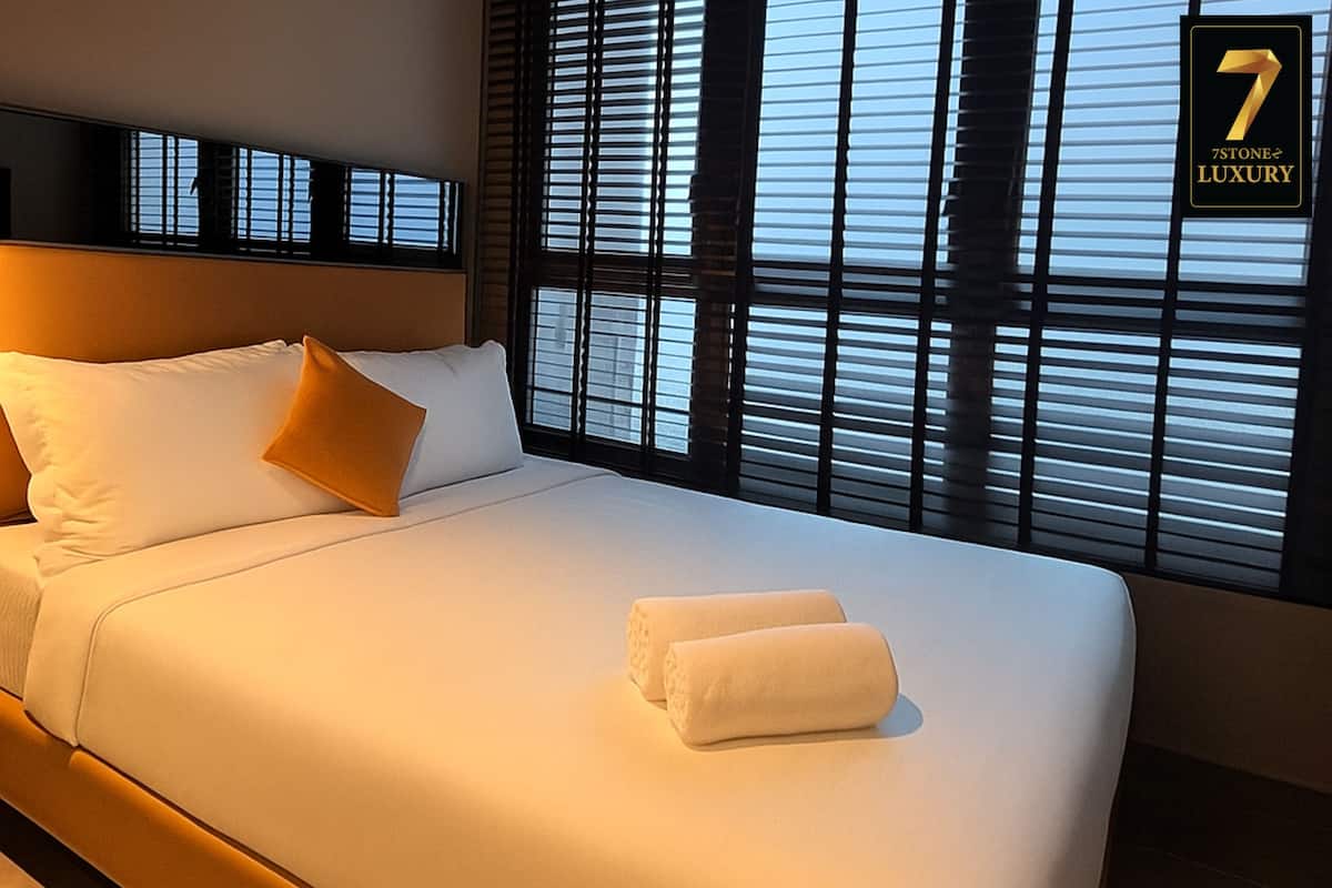 Luxury Royale Suite