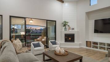 Smart TV, fireplace, table tennis, books