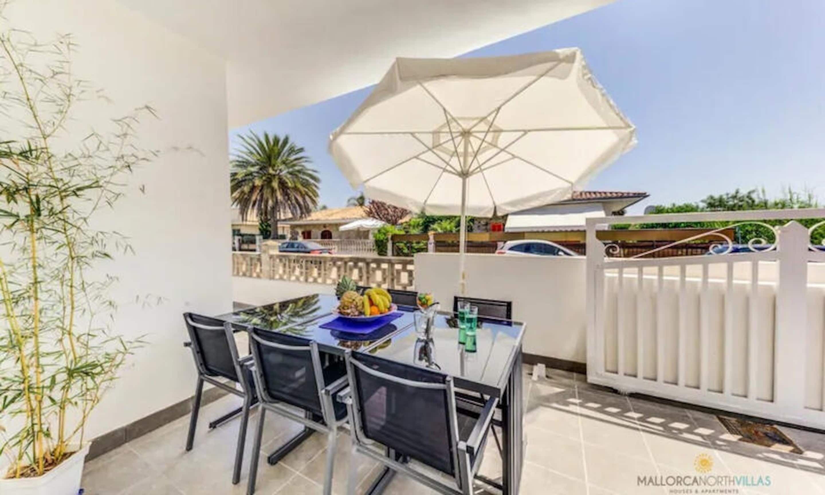 Tempat makan outdoor