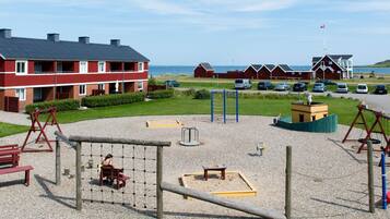 Classic Apartment, 2 Bedrooms | Children's area