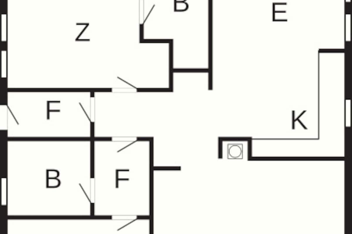 Maison supérieure, 2 chambres | Plan d’étage