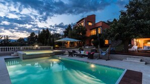 Indoor pool, outdoor pool - Houses & Villas for 18 People (Mouans-Sartoux)