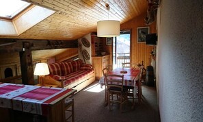 Living area - Apartment in Valloire by Gondola Lift (Valloire)