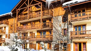 Exterior - Apartment in La Toussuire Near Ski Slopes (Fontcouverte-la-Toussuire)