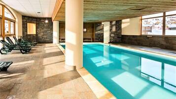 Hồ bơi ngoài trời, hồ bơi nước nóng