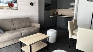 Living area - Studio for 6 People (Eaux-Bonnes)