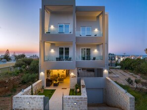 Apartment | Exterior - Apartment in Rethymno Near Sandy Beach (Rethymno)