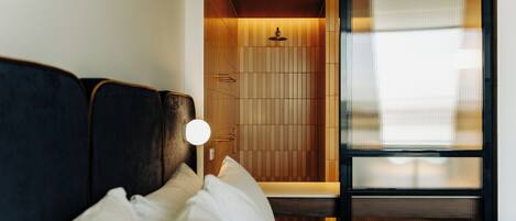 Free toiletries, hair dryer, towels, soap