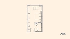 Studio, 1 King Bed | In-room safe, laptop workspace, blackout drapes, soundproofing
