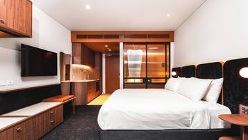 Premium bedding, pillowtop beds, in-room safe, laptop workspace