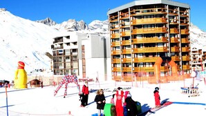 Children's area - Apartment in Tignes Val Claret on Ski Slopes (Tignes)