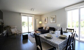 Dining - Luchon T2 4 People OF 51ma2 South Facing Terraces Parking Wifi (Bagneres-de-Luchon)