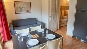 Unclassified image, 3 of 3, button - Apartment in Les Orres With Ski-in Access (Les Orres)