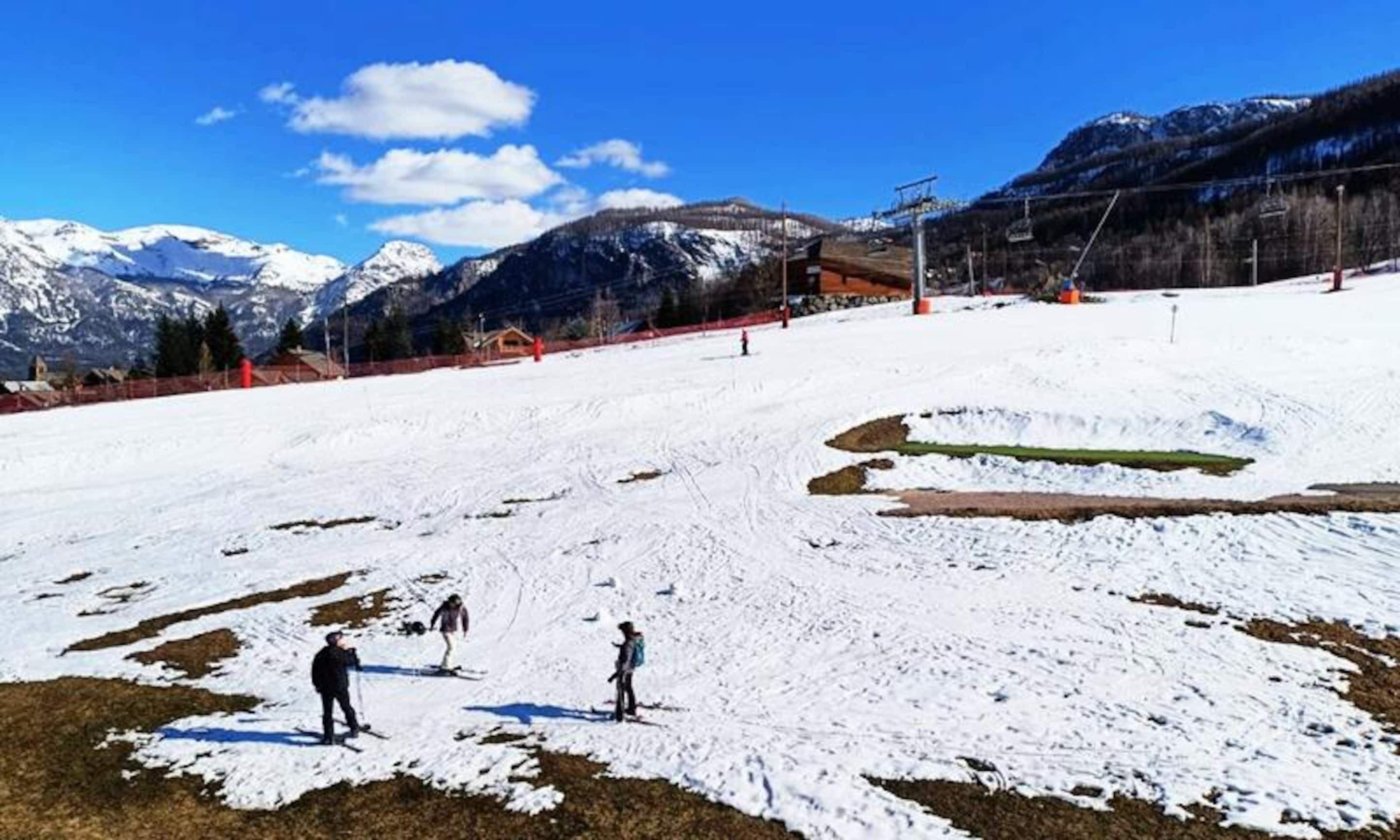 Snow and ski sports