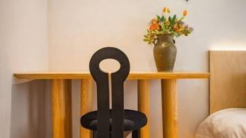 Standard Twin Room, Mountain View, Courtyard Area