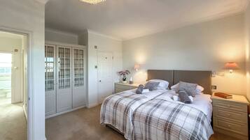 2 bedrooms, free WiFi