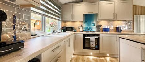 Dishwasher, high chair