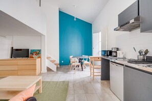 Fridge, microwave, coffee/tea maker, toaster - Wonderful flat in Bordeaux (Bordeaux)