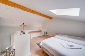 Iron/ironing board, Internet, bed sheets - Wonderful flat in Bordeaux (Bordeaux)